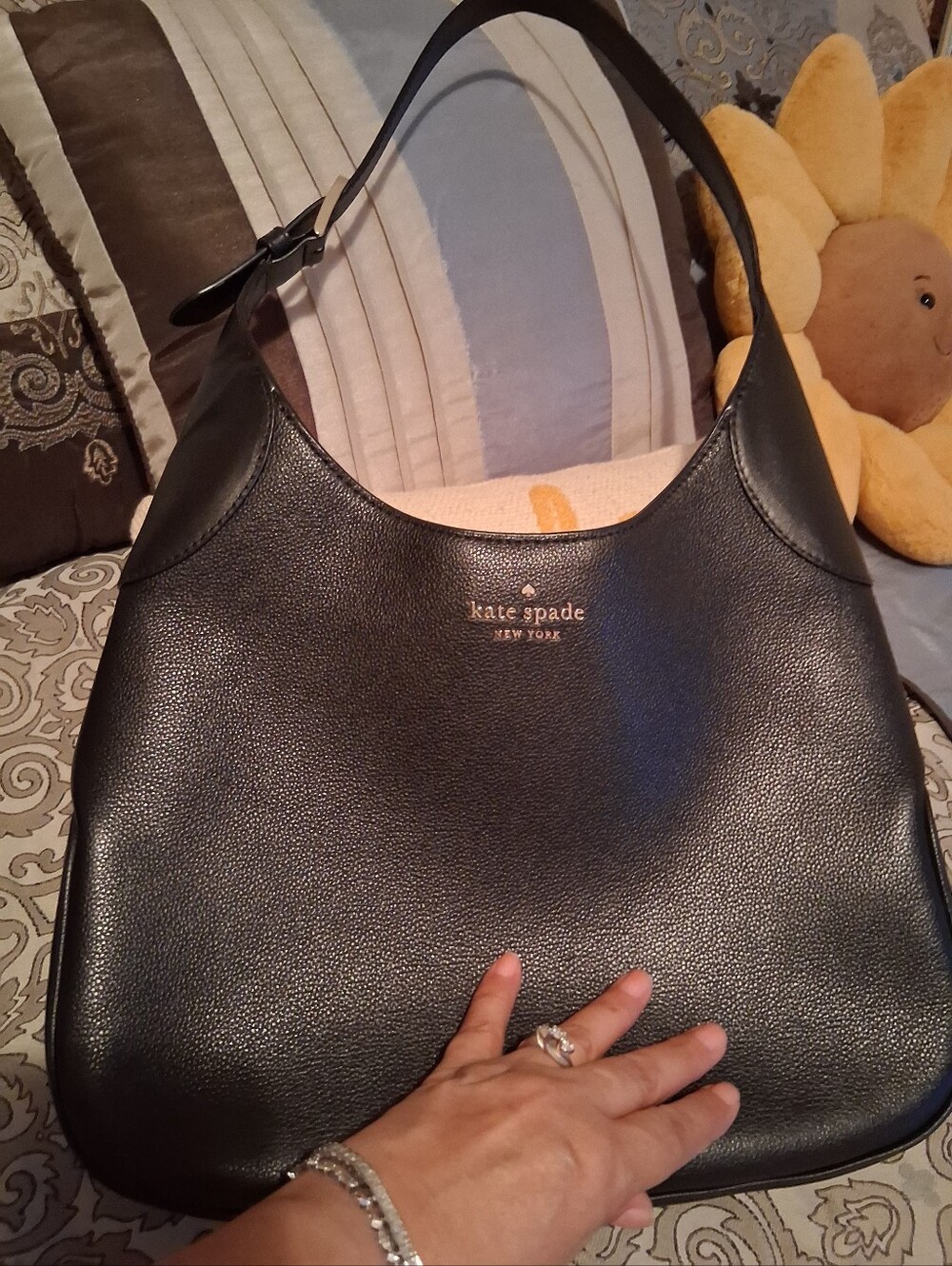 kate spade black leather shoulder bag with gold logo - Picture 10 of 10